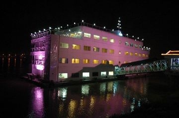 Floatel0
