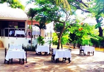 Wellesley Palms Hotel4