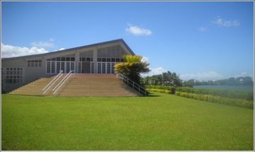 Lagoon Resort0