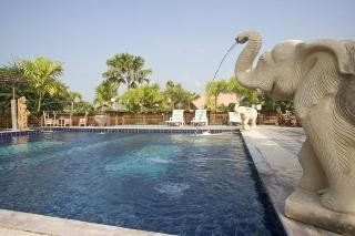 อินรวดี รีสอร์ท (Inrawadee Resort)0