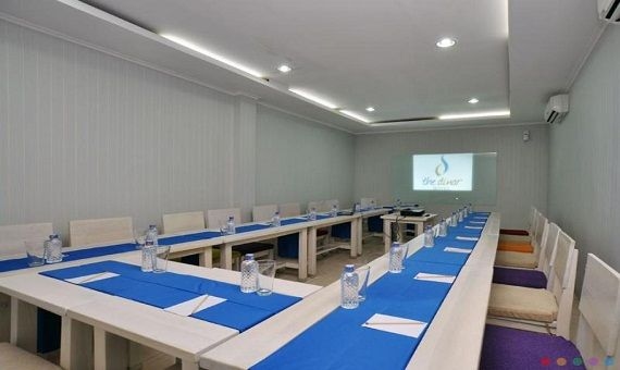 The Dinar Hotel2