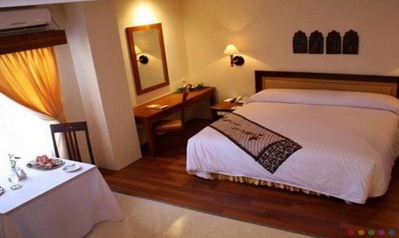 Baron Indah Hotel Solo4