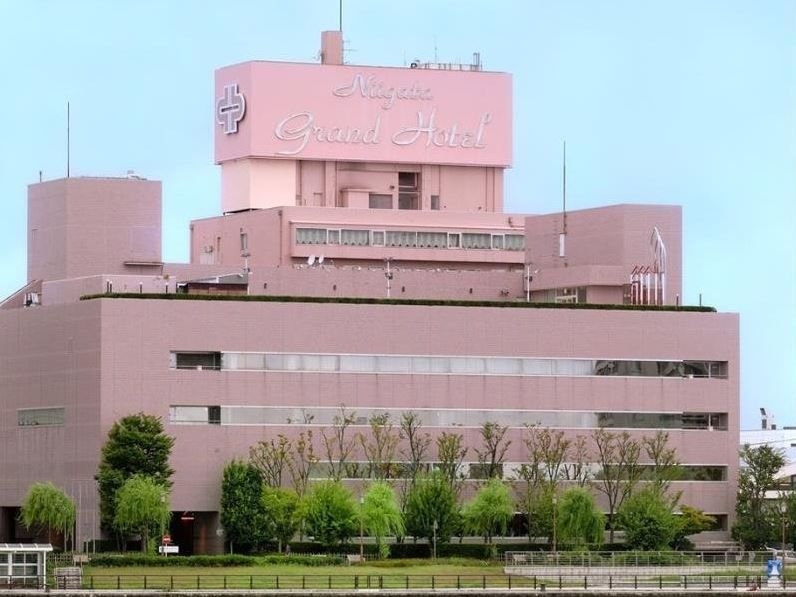 โรงแรม นิงาตะ แกรนด์ (Niigata Grand Hotel)1
