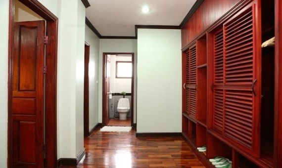 Vansana Riverside Hotel0