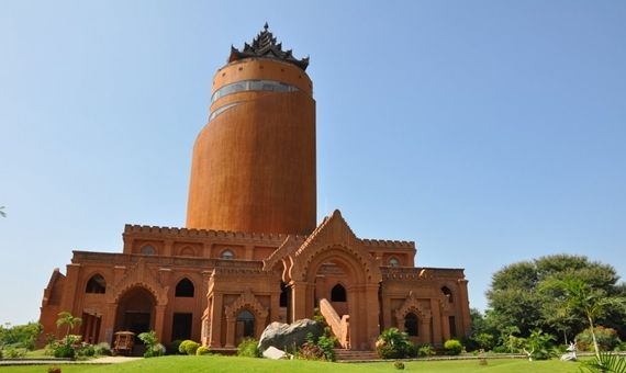 Myanmar Treasure Resort Bagan0