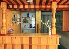 Honey Pine Hotel3
