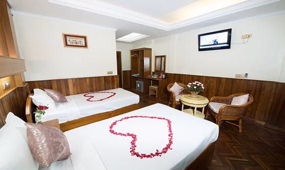 The Hotel Emperor1