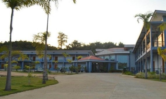 Nandar Thiri Hotel3