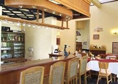 Royal Parkview Hotel0