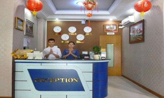 Diamond Crown Hotel1