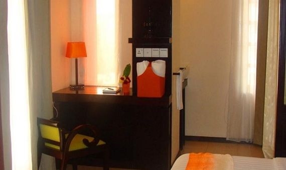 East Hotel1