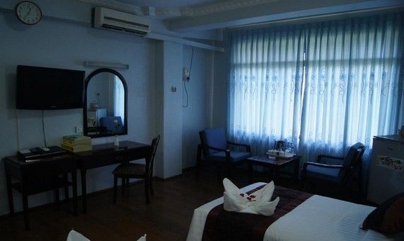 Summer Palace Hotel1