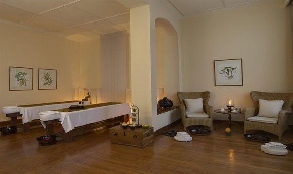 The Strand Hotel, Yangon2