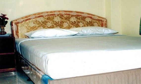 Triple H Hotel2