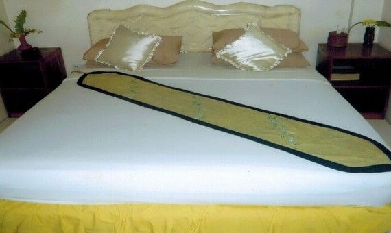 Triple H Hotel0