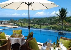 Tanawin Resort & Luxury Apartments1