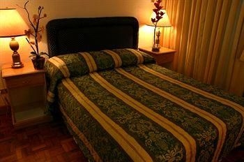 Makati Prime Tower Suites3