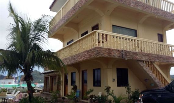 Coron Reef Pension House0