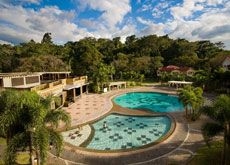 Subic Holiday Villas1