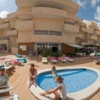Apartamentos Blue Star2