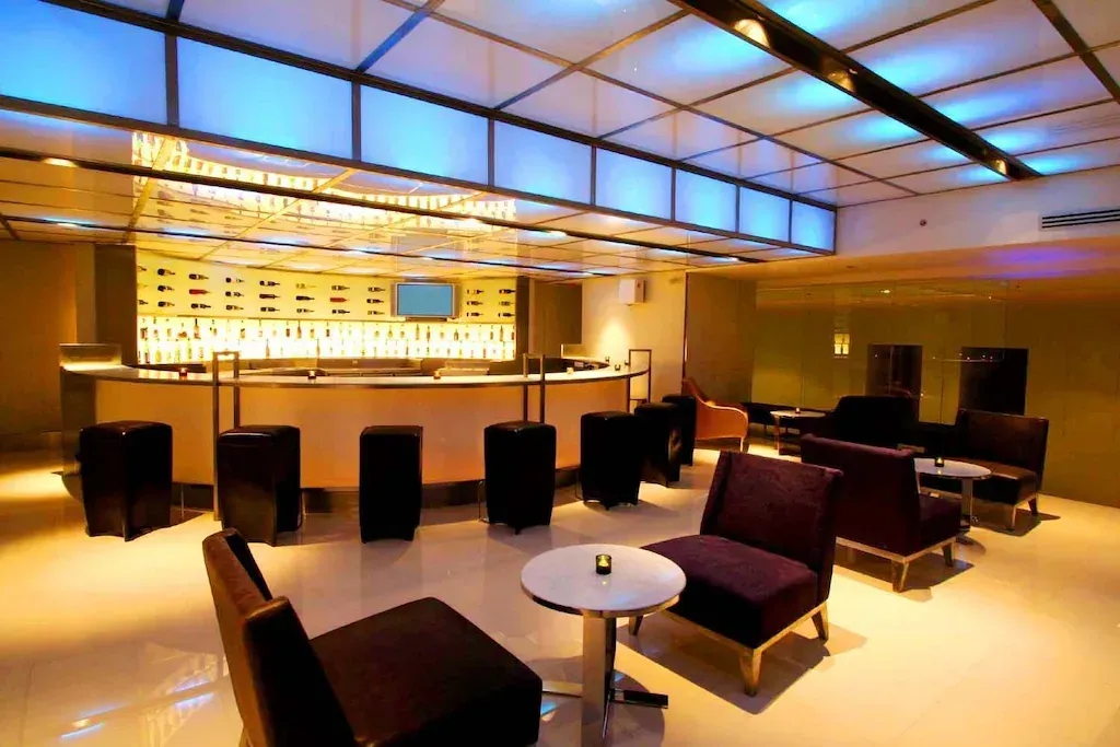 โรงแรมปทุมวันปริ๊นเซส (Pathumwan Princess Hotel)3