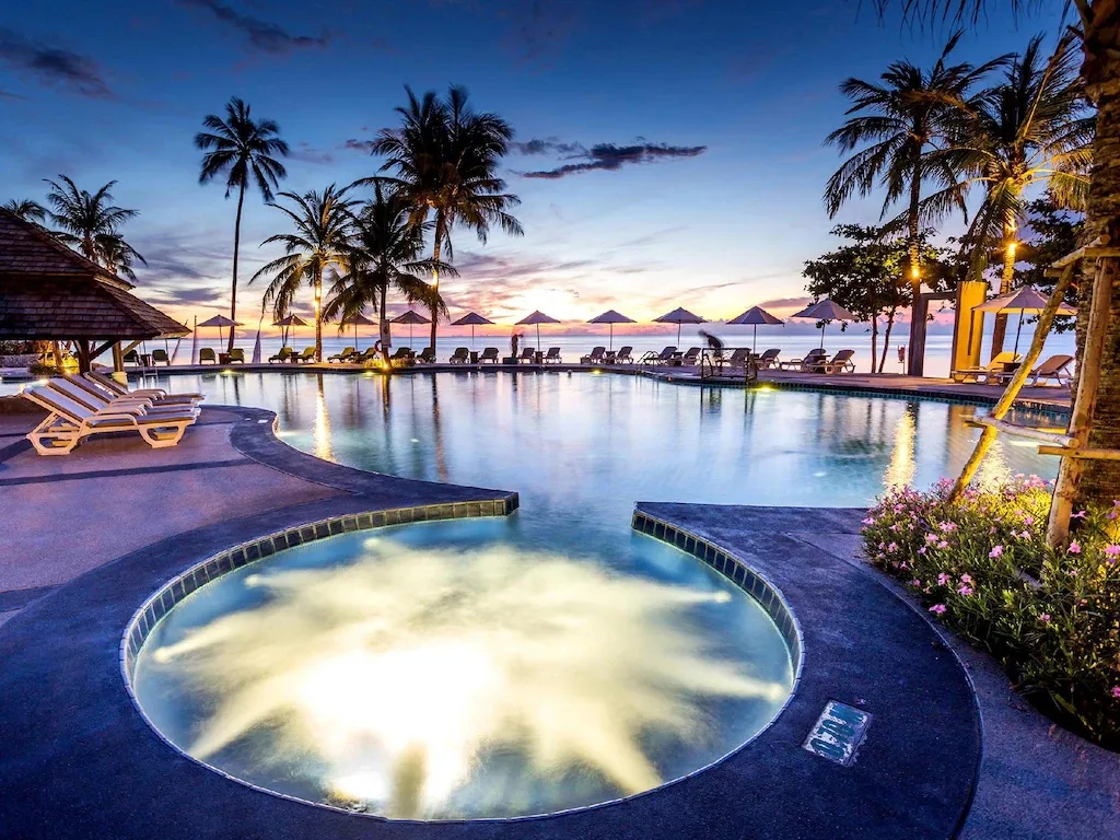 โนรา บีช รีสอร์ต แอนด์ สปา (Nora Beach Resort & Spa)1