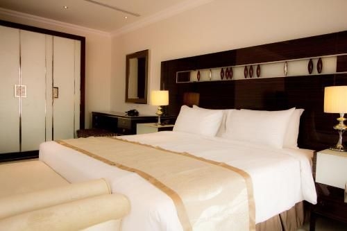 แอลเค รอยัล วิง (LK Royal Wing Hotel)2