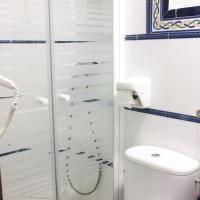 Hostal Vincent Van Gogh3