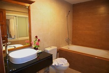 ลีลาวดี บูติค โฮเทล (Leelawadee Boutique Hotel)1