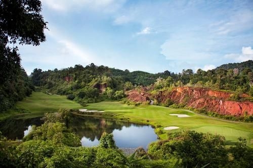 ทินิดี กอล์ฟ รีสอร์ต ภูเก็ต (Tinidee Golf Resort Phuket)2