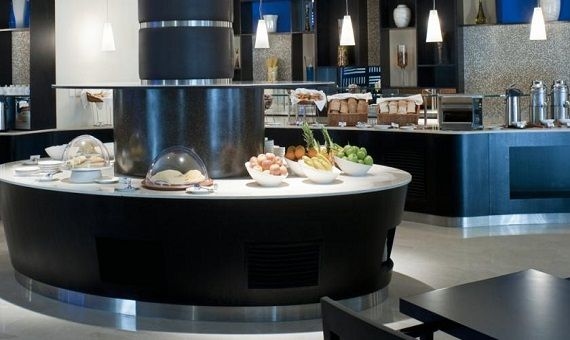 Holiday Inn Express Dubai, Airport1