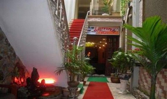 Old Quarter Cyclo Hotel0