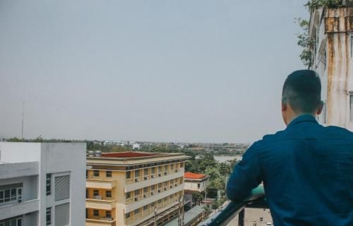 DMZ Hotel2