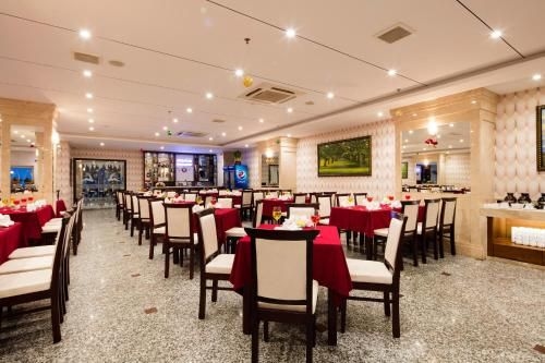 Galliot Hotel2