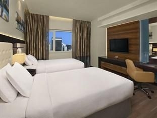 Hawthorn Suites by Wyndham4