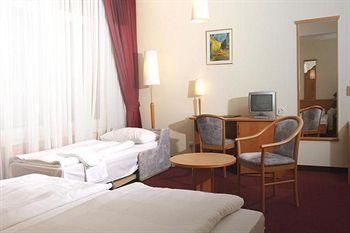 Haydn Hotel3