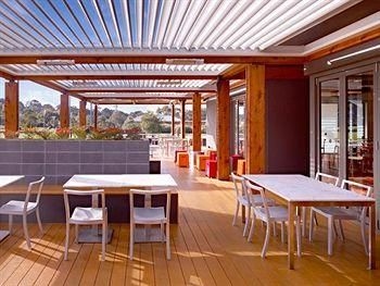 Quarters At Flinders Hotel1