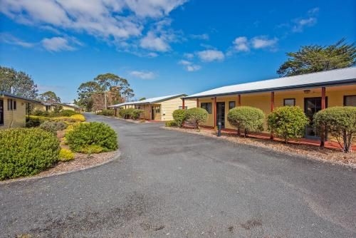 Marsden Court Apartments Now incorporating Marsden Court and Sharonlee Strahan Villas (Marsden Court)2