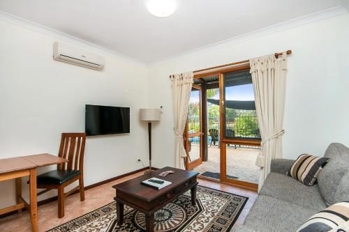 Coranda Lodge Bed & Breakfast2