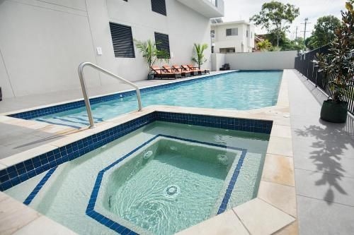 แกลดสโตน เซ็นทรัล พลาซ่า อพาร์ตเมนต์ (Gladstone Central Plaza Apartment)0