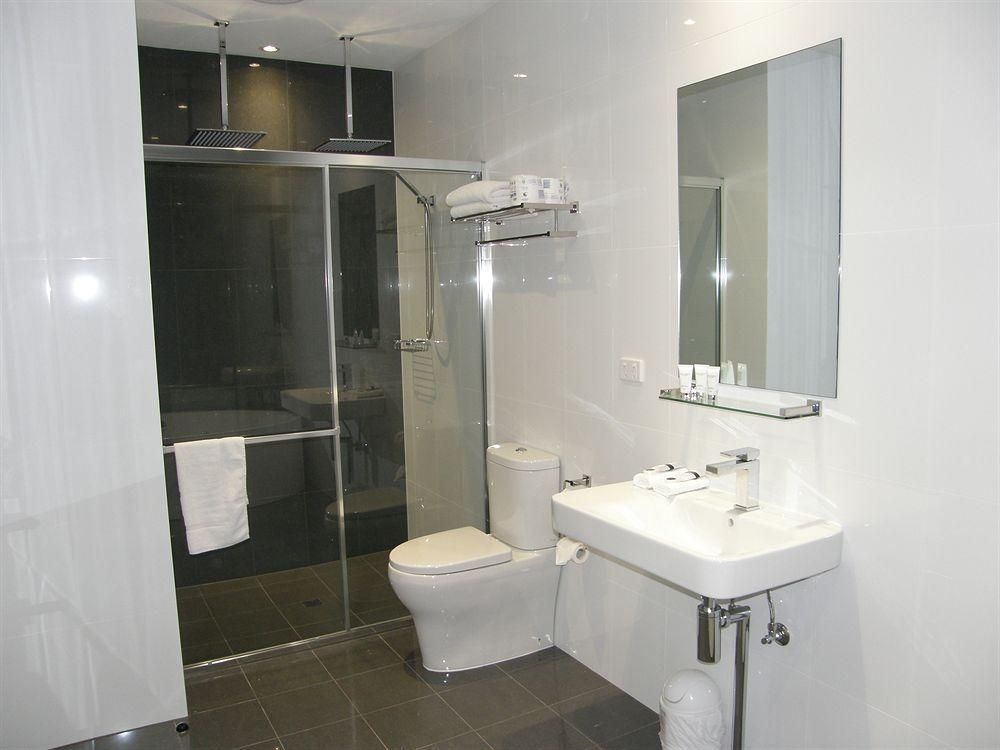 Piccadilly Apartments On Gover1