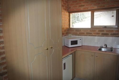 Eltham Motor Inn4
