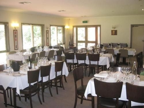 Eltham Motor Inn2
