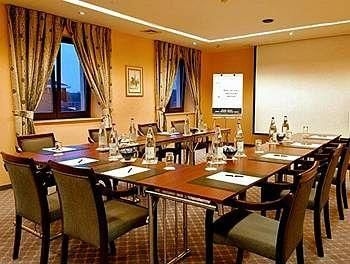 Martin's Grand Hotel Waterloo4