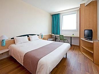 Ibis Charleroi Aeroport4