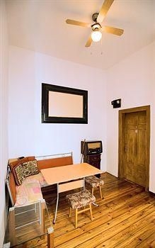 Guest Rooms Plovdiv3