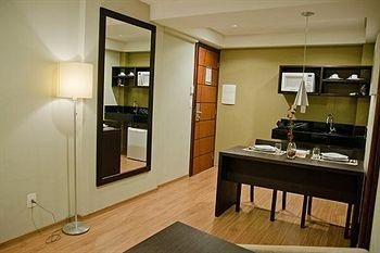 Mont Blanc Apart Hotel Duque de Caxias1