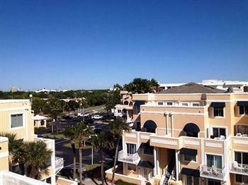 Royal Mansions Resort4