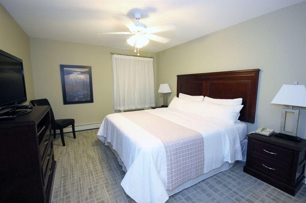CANTERRA SUITES EXECUTIVE HOTE0