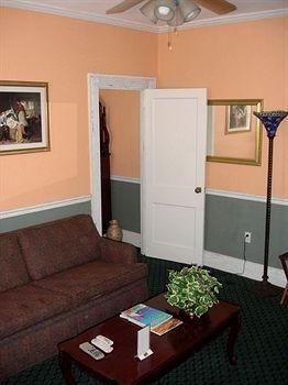 The Pier Hotel2